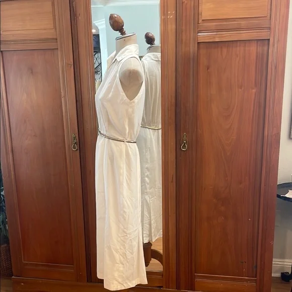 Vintage Cream Midi Dress - Picture 9 of 14